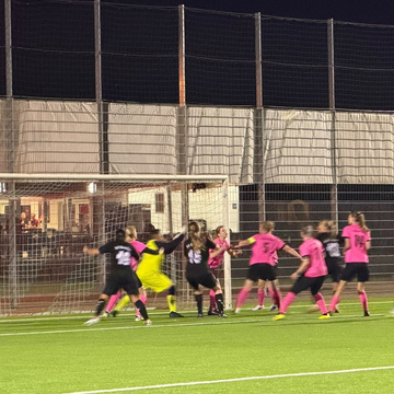 AUFSTEIGERDUELL GEHT AN DIE SV-DAMEN

Leidenschaft. Kampf. Teamgeist. Drei Punkte!

Unsere SV-Damen haben im Duell der...