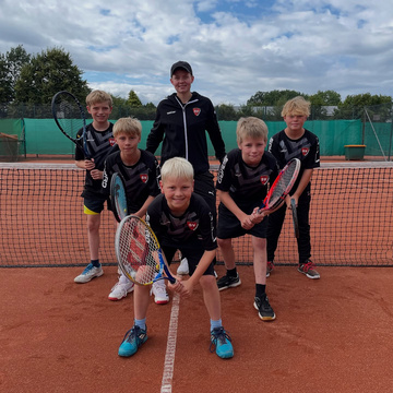 Toller Erfolg im Nachwuchsbereich der Tennisabteilung des SV Gescher
 
Die U12 des SV Gescher wird Gruppensieger in der...