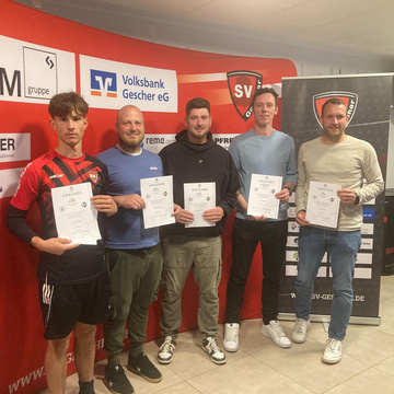 ***C Lizenz beim SV Gescher***
Der erfolgreich abgeschlossene C-Lizenz-Lehrgang des FLVW Kreises Ahaus/Coesfeld sorgte... ***C Lizenz beim SV Gescher***
Der erfolgreich abgeschlossene C-Lizenz-Lehrgang des FLVW Kreises Ahaus/Coesfeld sorgte...