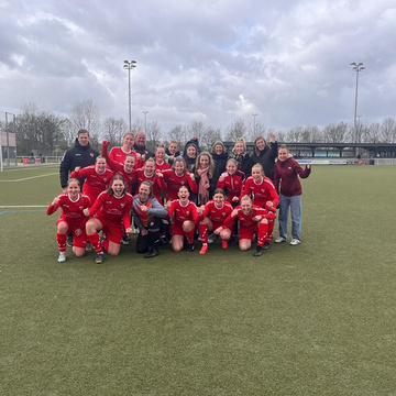 ***Frauenfußball***

SV Damen lösen Pflichtaufgabe

Am Sonntag war der SC RW Nienborg zu Gast im Volksbank Gescher...
