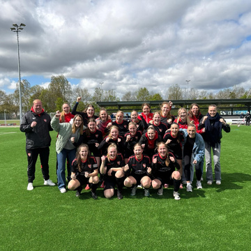 SV Damen machen es zweistellig
Am Sonntag trafen die Damen des SV Gescher auf den VfB Alstätte, ein Team aus dem unteren...