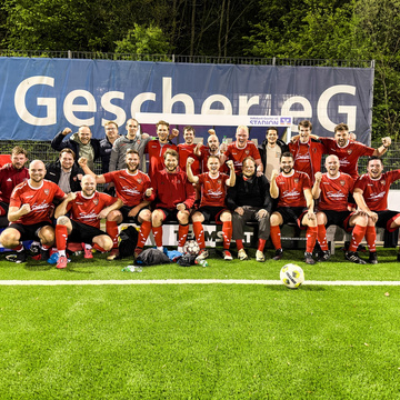 GRUPPENSIEGER! 💪⚽️
Mit einem starken 5:1-Sieg im letzten Spiel gegen FC Vreden sichert sich unsere Ü32 den ersten Platz...