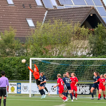 Bezirksliga-Auftakt mit Lehrgeld

Zum Start in die neue Bezirksliga-Saison mussten unsere Damen bei Turo Darfeld eine...
