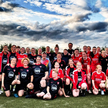 📸⚽️ Erster Sieg der Ü29+ gegen die U17! ⚽️📸

Gestern war es wieder soweit: Jung & wild traf auf clever & teamstark!...
