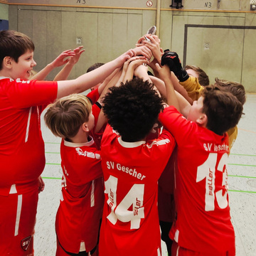 *Nach schwachem Start auf Platz 3*
Für die E3 ist das Turnier in Ahaus scheinbar zu früh gestartet. So gingen die ersten...